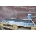 30 cm breed, 101 cm lengte. Gebruikt.